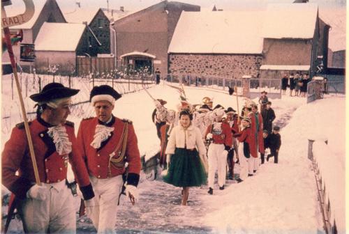 1962